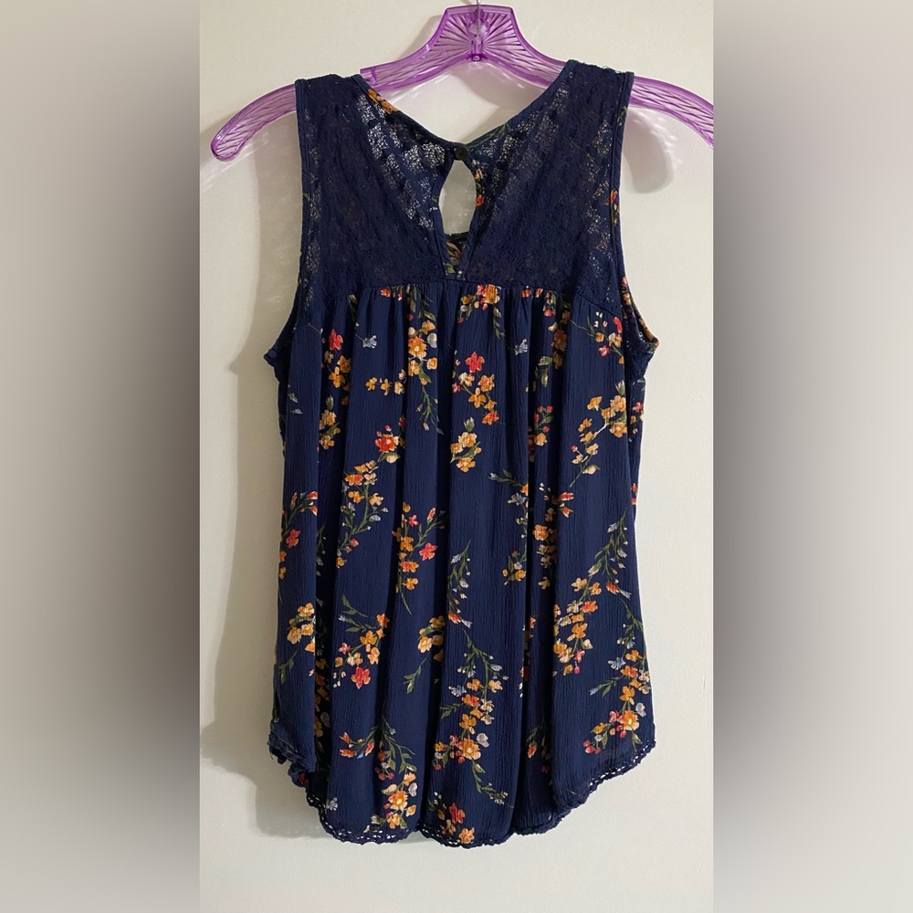 Madison and Belle Floral Sleeveless Top - Navy - Picture 3 of 6